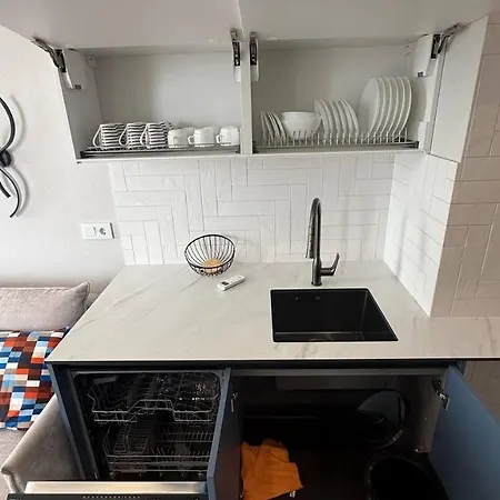 нова в жк Aquamarin Fainorent Apartment *